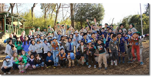 2015年ガールスカウト東京77団と横田基地のガールスカウトとの新年恒例もちつき